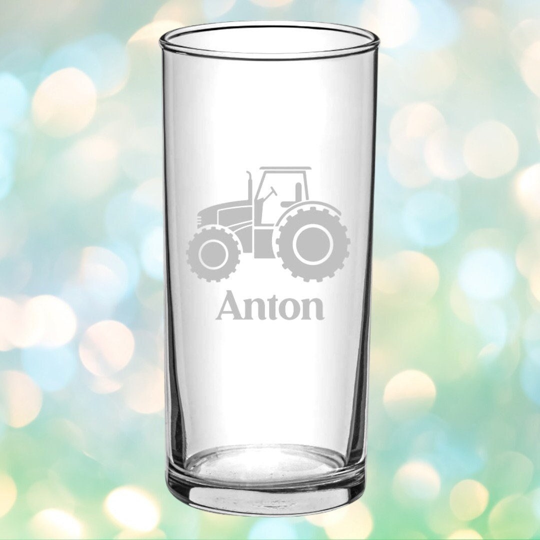 Trinkglas Traktor mit Namen und Traktorgravur