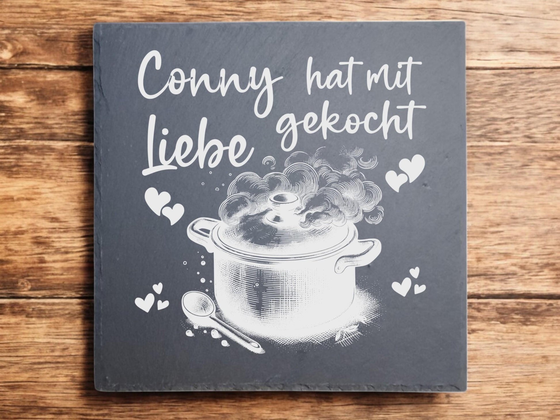 Topfuntersetzer aus Schiefer, graviert, personalisiert, Geschenk zum Einzug, Geschenk für die Küche, 20x20 cm, Art.-Nr. US2