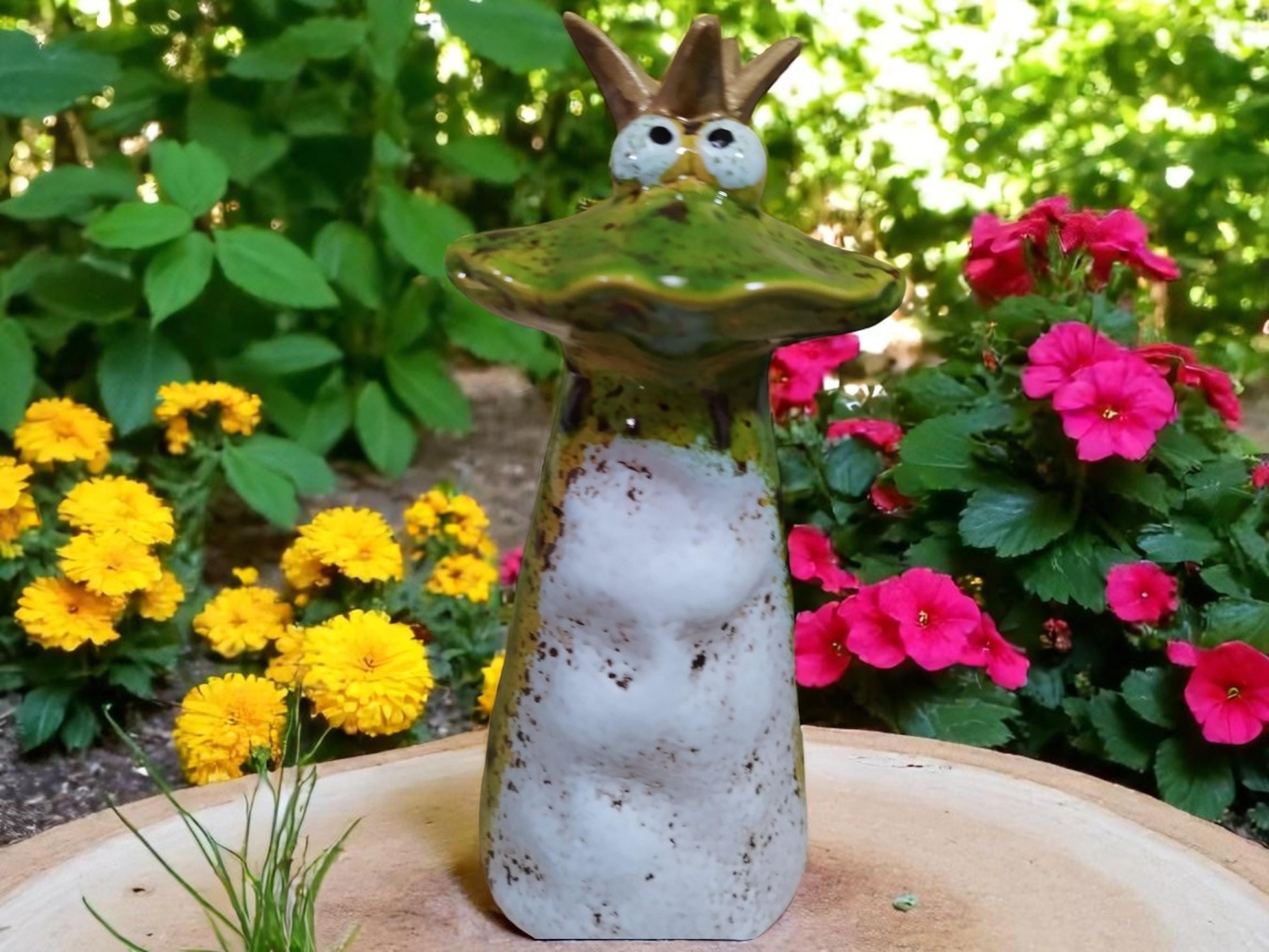 Keramik-Zaunstecker "Frosch groß" – Fröhlicher Blickfang für Garten & Balkon!