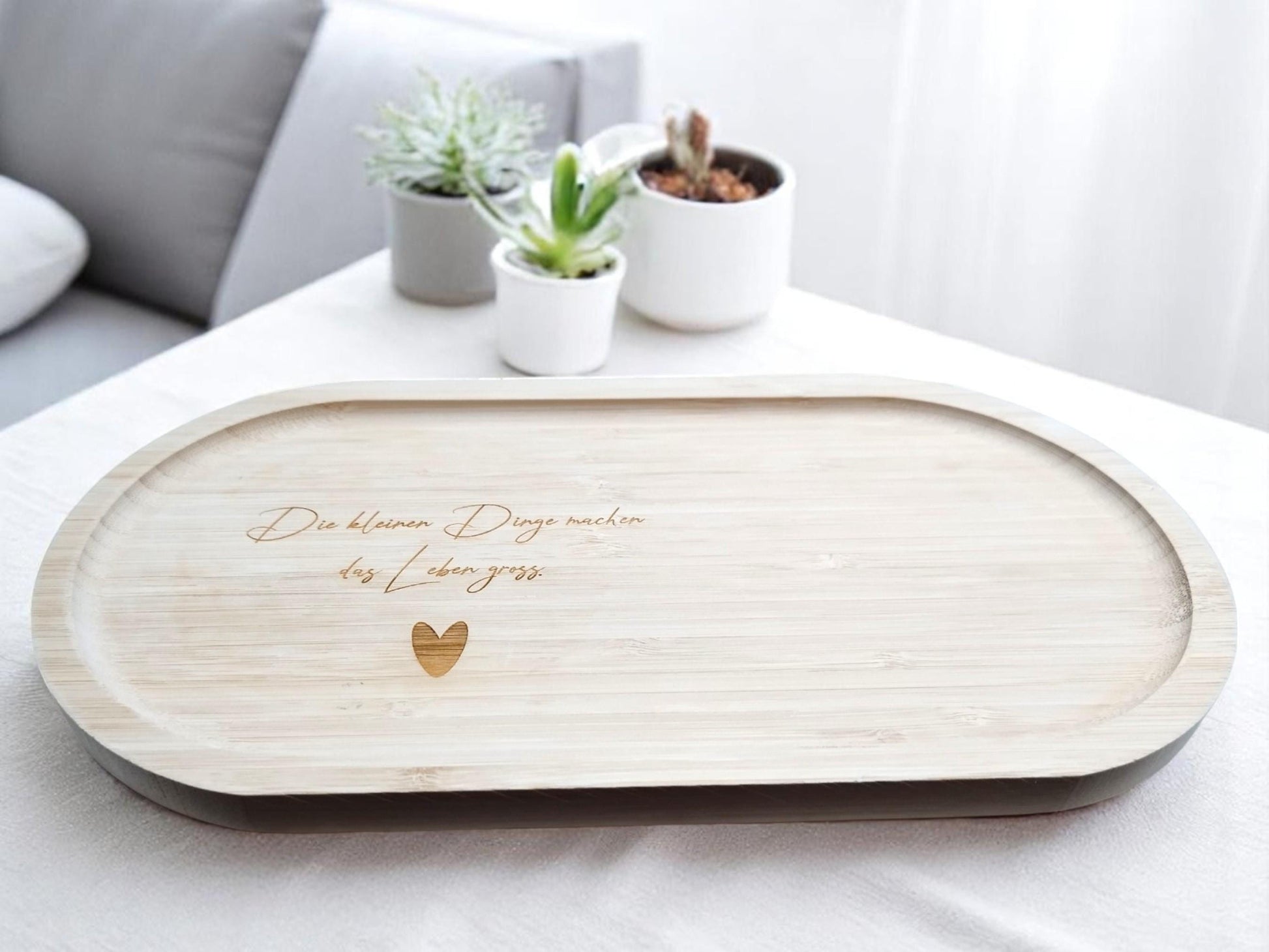 Deko Tablett aus Bambus, mit Gravur, persönliches Geschenk für Freundin, Mama, Erzieherin usw. als Dankeschön und Erinnerung