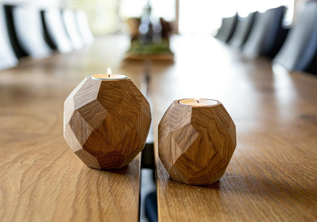 2 Windlichter Holz im Diamantschliff im Set, Eichenholz, massiv, Dekoration, Geschenk Idee, mit Teelichter, Ökologische Tischdeko Holz