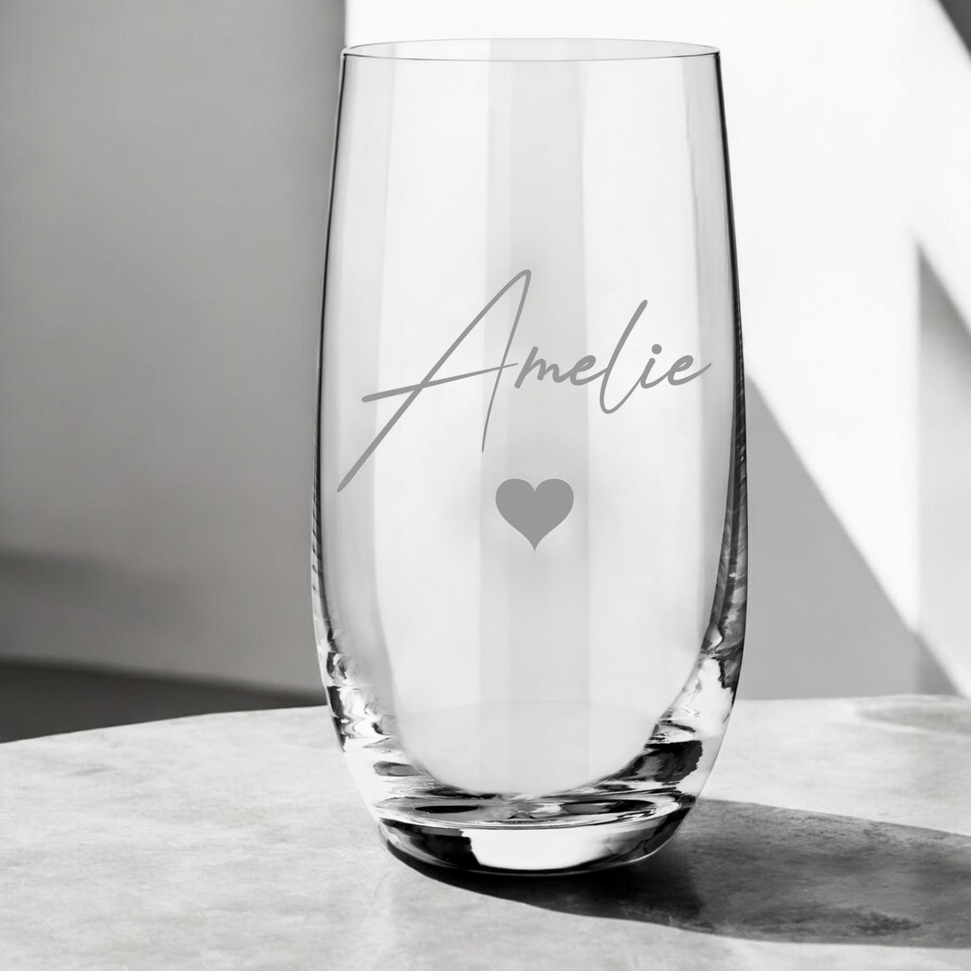 Einzigartig & stilvoll: Dein personalisiertes Glas mit Wunschname! Perfekt als Geschenk oder für dich selbst!