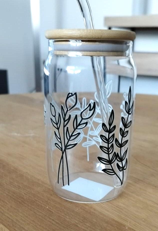 Trinkbecher mit Bambusdeckel und Glasstrohalm, Blumenmuster, To Go Becher, 350 ml, Becher mit Deckel, mit/ohne Personalisierung
