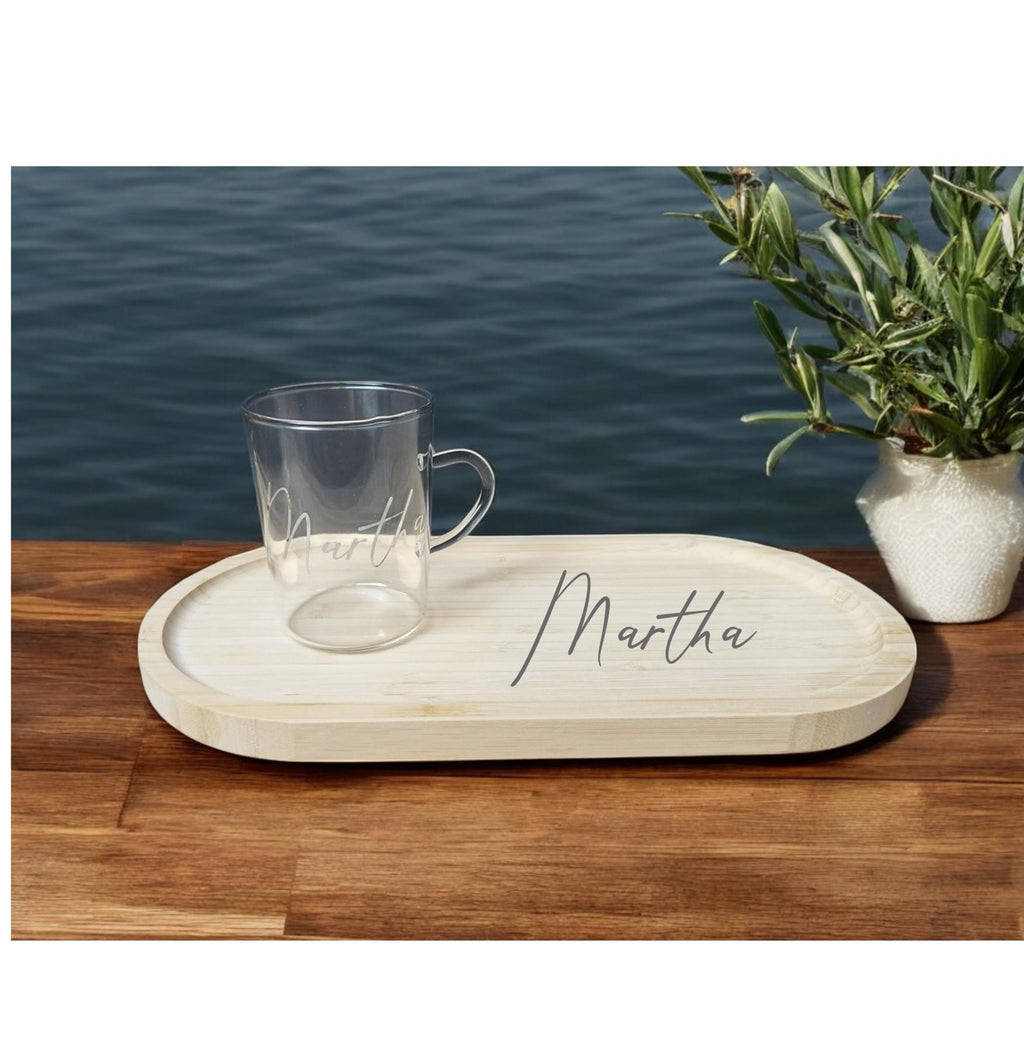 Bambus Tablett mit Teeglas, mit Namen personalisiert, Geschenk für die Freundin, auch einzeln, Art.-Nr. T1