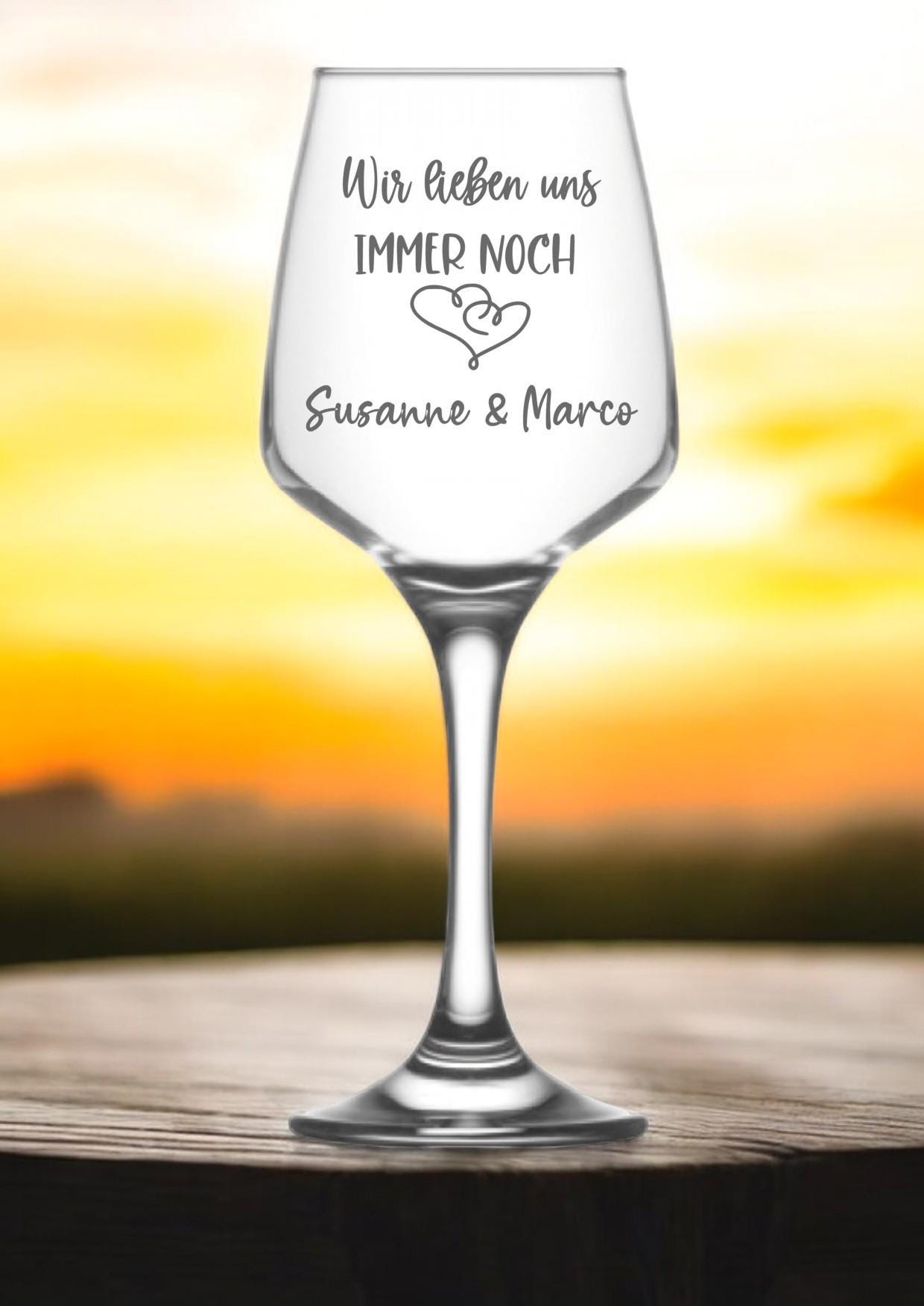 Personalisierte Sekt- oder Weingläser zum Hochzeitstag oder Jubiläum, mit Gravur, personalisiert mit deinen Wunschnamen, mit Botschaft