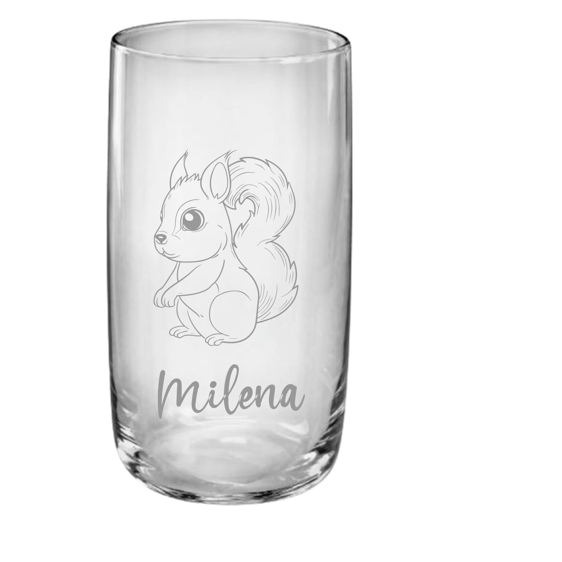 Trinkglas mit Eichhörnchen – charmant und personalisierbar, auf Wunsch mit Namen, 4 verschiedene Motive, Geschenk für Eichhörnchen-Fans
