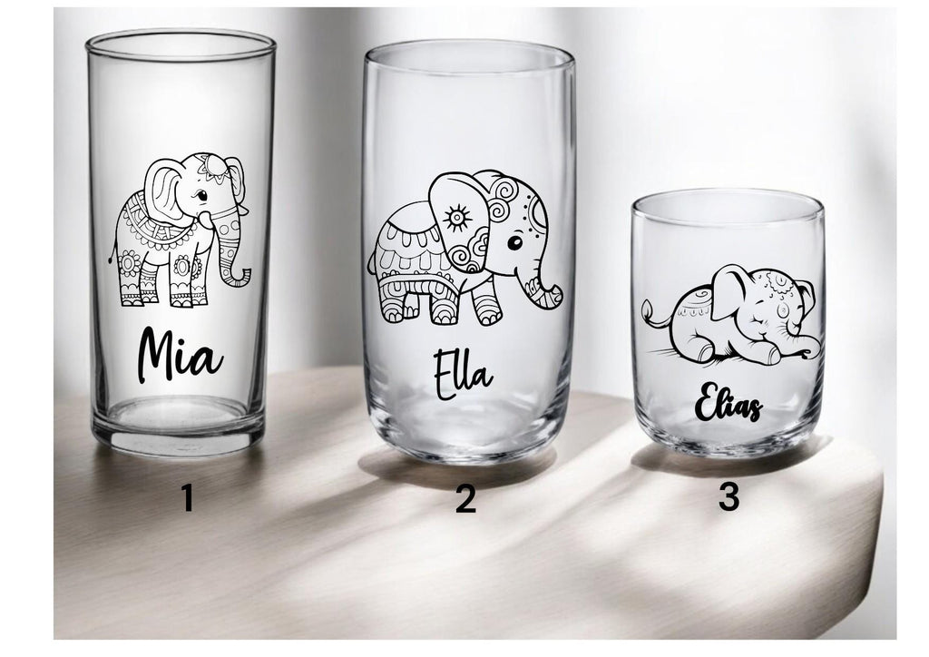 Elegantes Trinkglas mit graviertem Elefanten-Motiv & Wunschname, Geschenk für Kinder, 3 Glas Formen zur Auswahl, Art.-Nr.  KT03