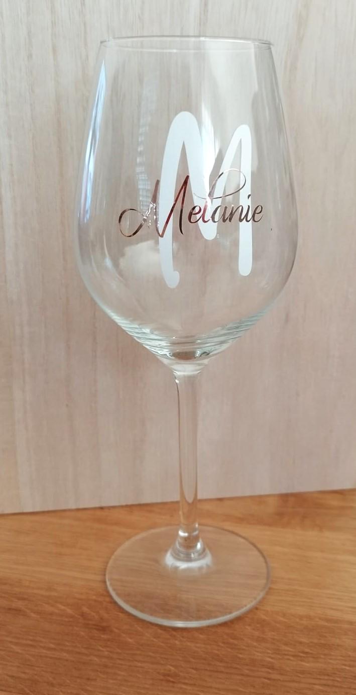 Personalisiertes Weinglas mit Monogramm, für die Hochzeit, Brautjungfern, Junggesellinnenabschied, JGA, Braut, Hochzeitsgeschenk, für Feiern