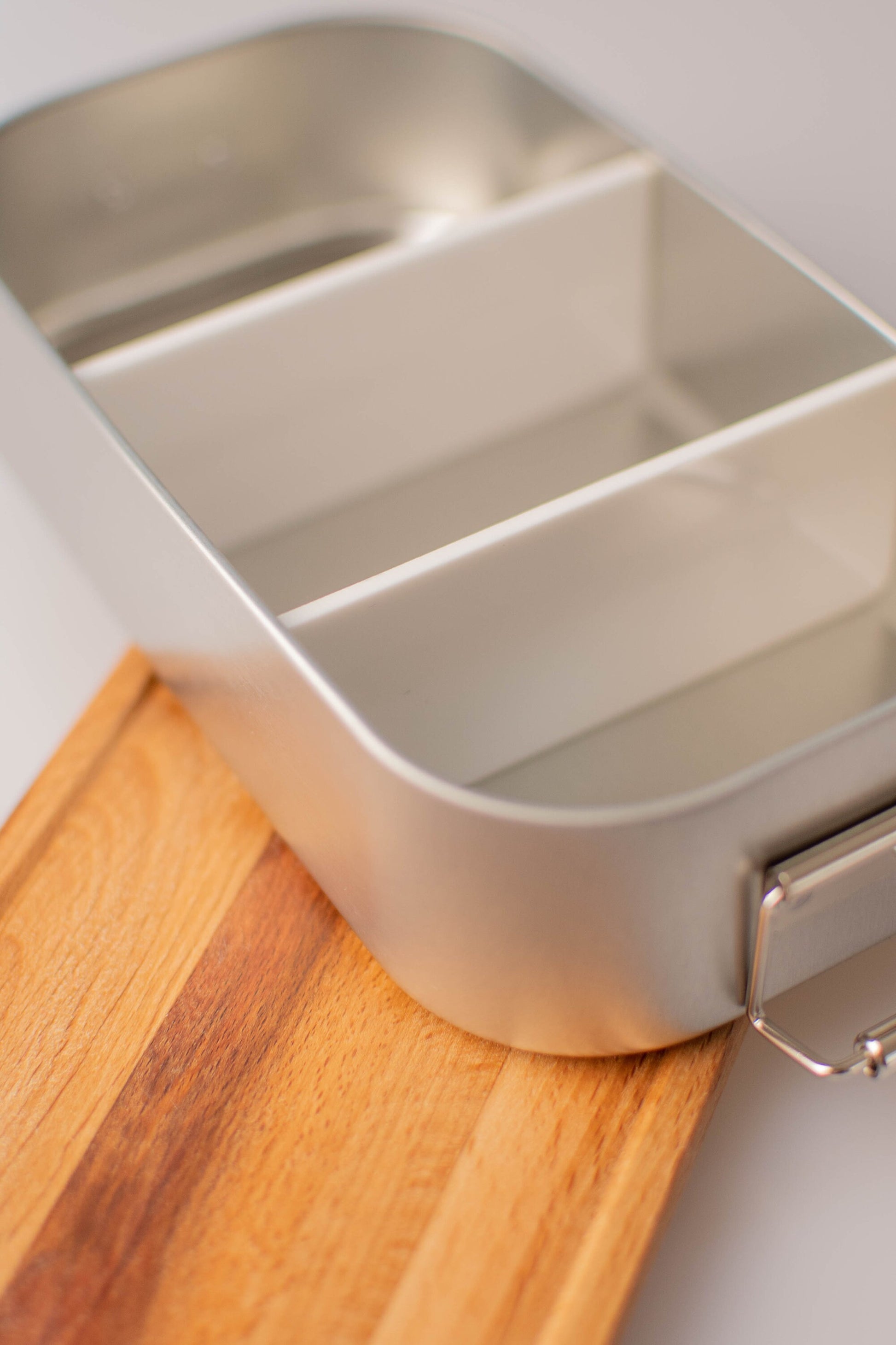 Trennwand für unsere Lunchboxen, klein, mit Bambusdeckel und Buchendeckel, Art.-Nr. TW1
