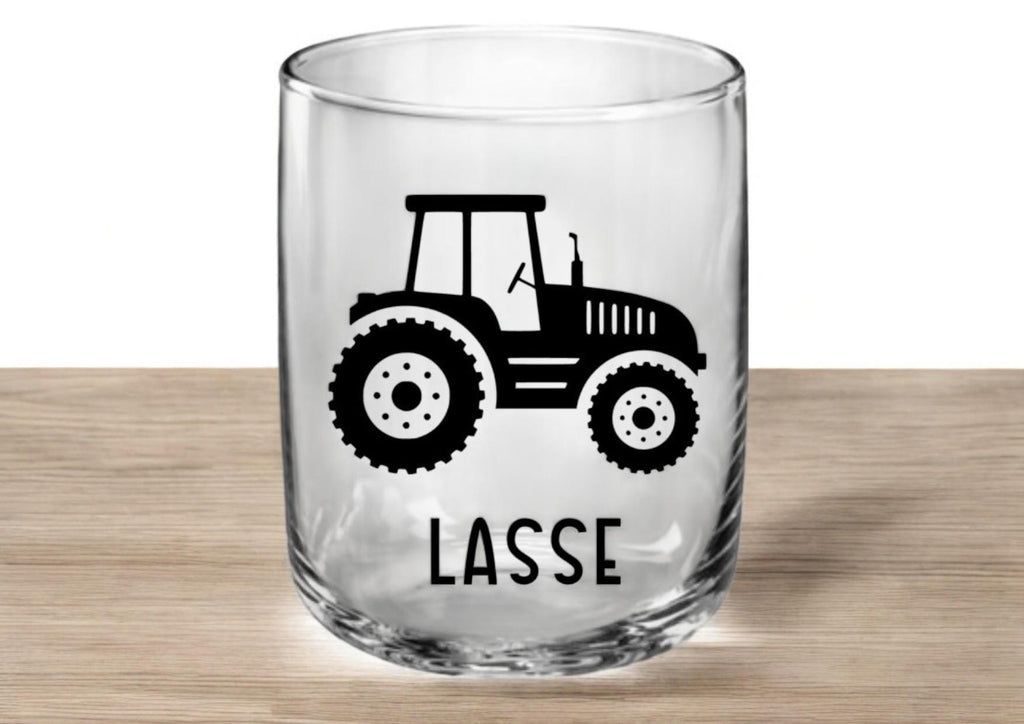Trinkglas Traktor, Kindertrinkglas für kleine Hände, graviert, personalisiert mit Namen, stabil, Geschenk für Kinder, spülmaschinenfest