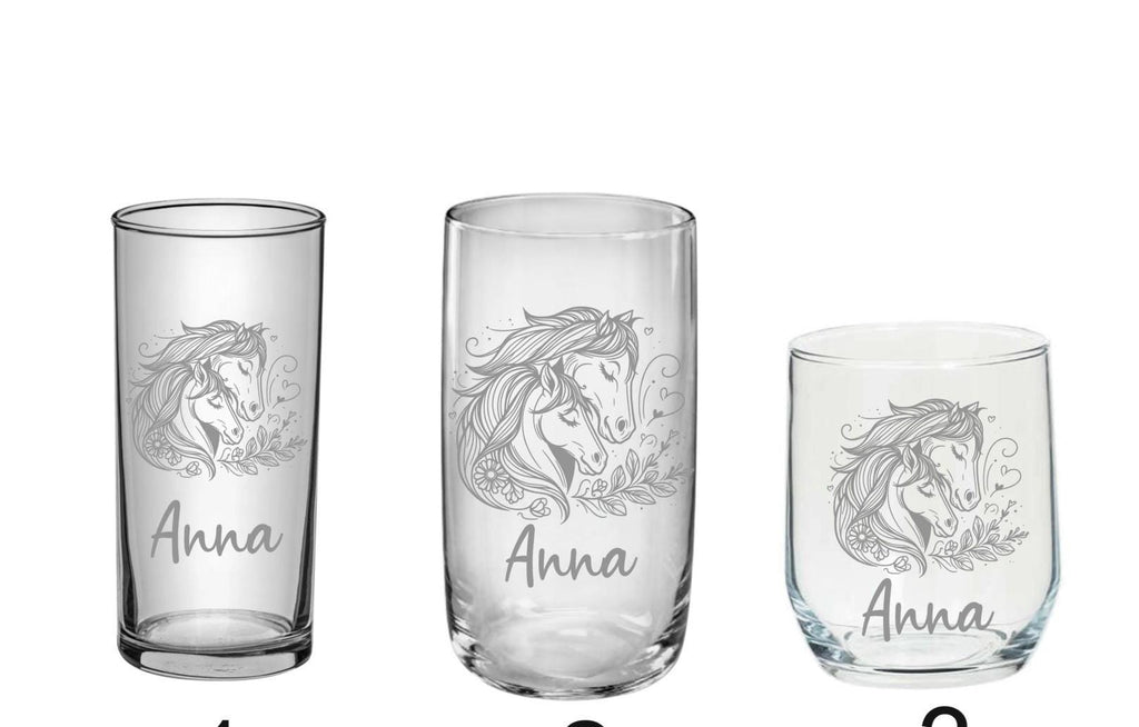 Pferde Glas, personalisiert mit Namen, graviert, 3 verschiedene Gläserformen, sehr schönes Motiv, Geschenk für Pferdefreundinnen, Art.Nr.PG4