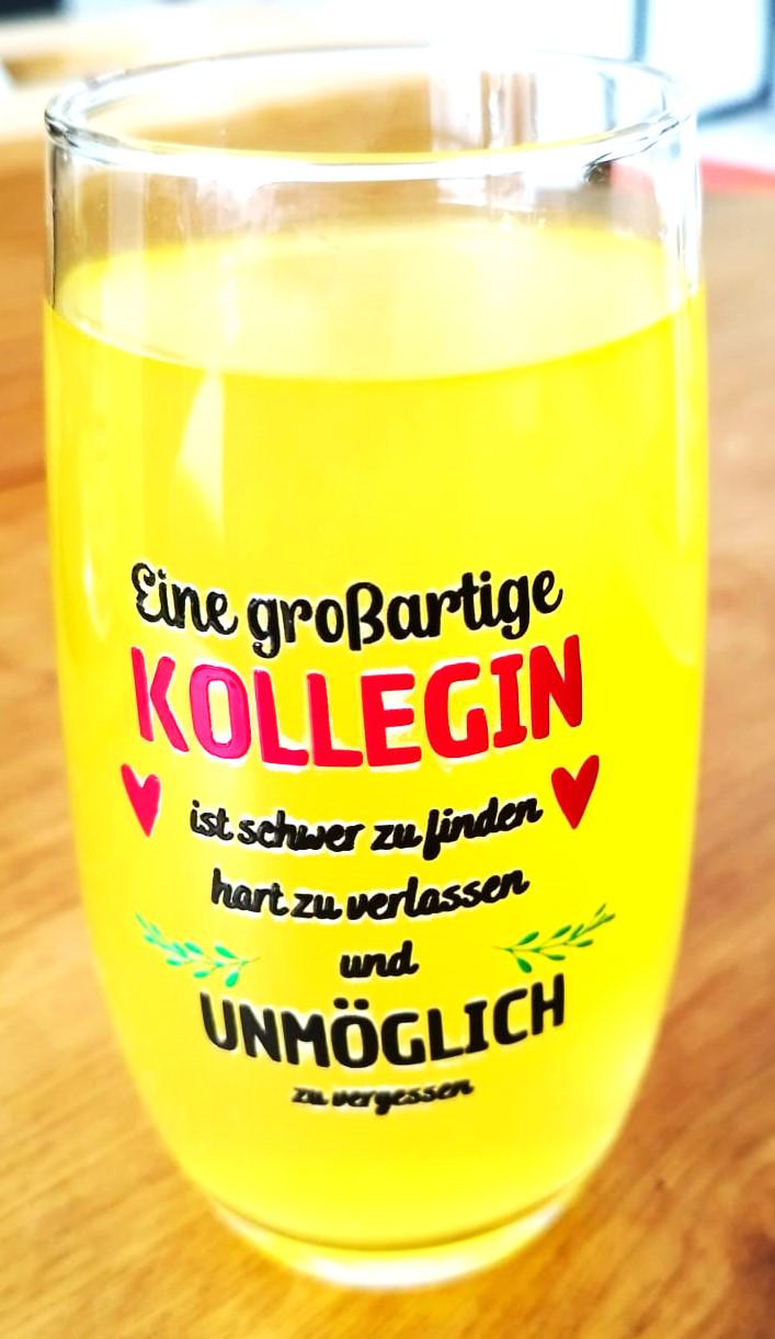 Trinkglas für eine Kollegin, Abschiedsgeschenk, farbig bedruckt, verschiedene Glasformen