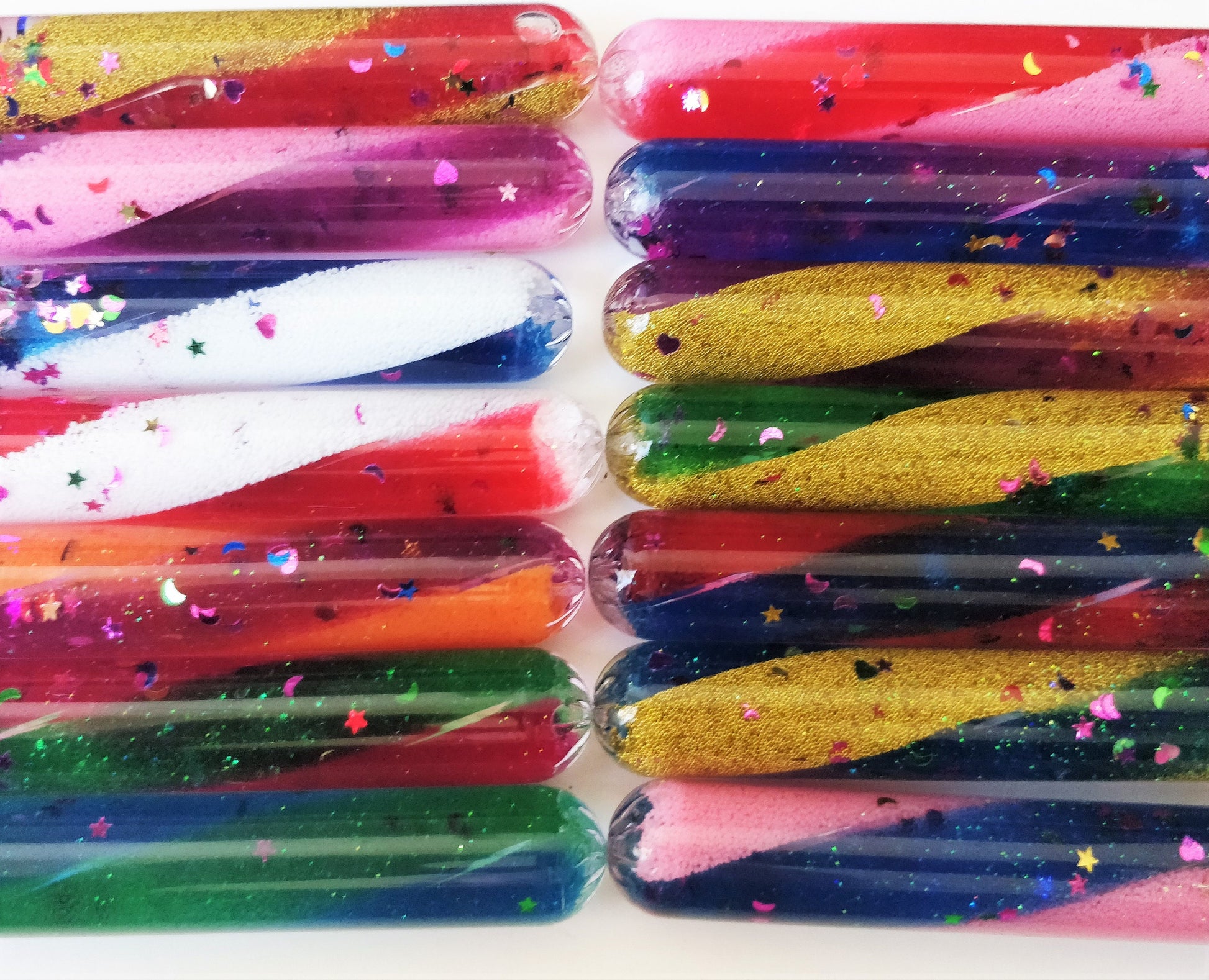 Zauberstab mit Glitter und Namenswunsch, 32 cm lang, 1 Stück, Glitterstab in 2 Farben mit Namensgravur oder ohne, Rollenspiel