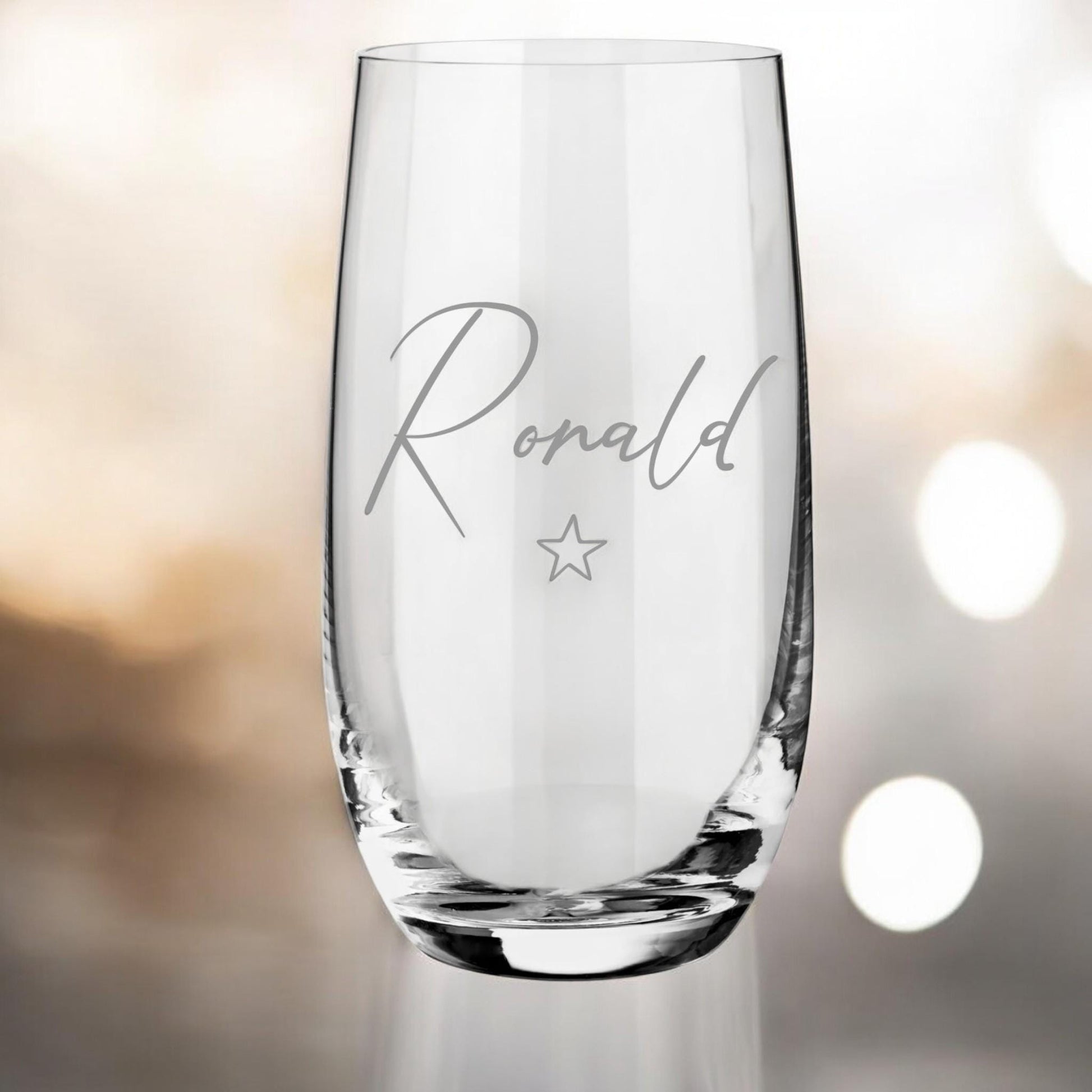 Einzigartig & stilvoll: Dein personalisiertes Glas mit Wunschname! Perfekt als Geschenk oder für dich selbst!
