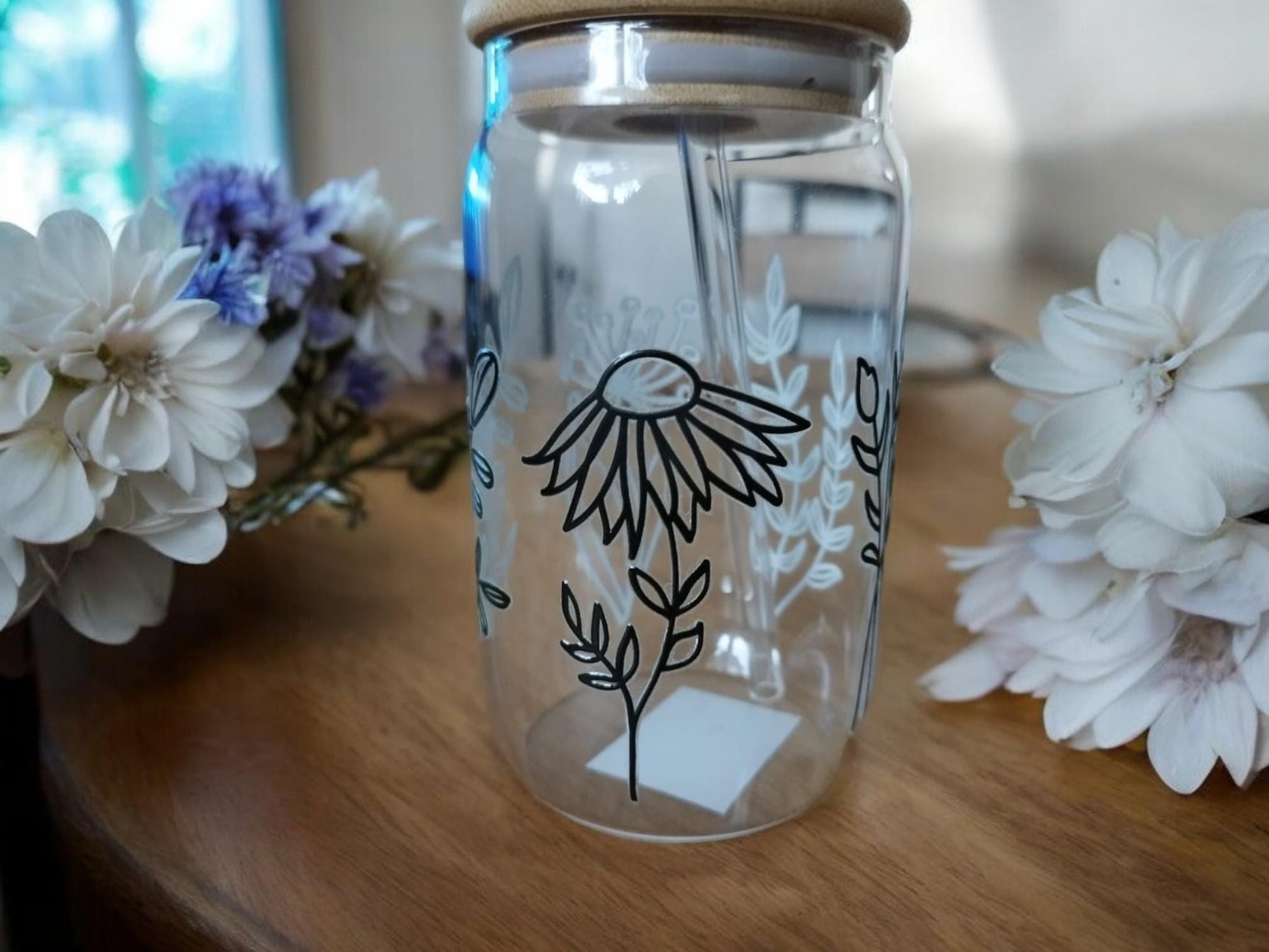 Trinkbecher mit Bambusdeckel und Glasstrohalm, Blumenmuster, To Go Becher, 350 ml, Becher mit Deckel, mit/ohne Personalisierung