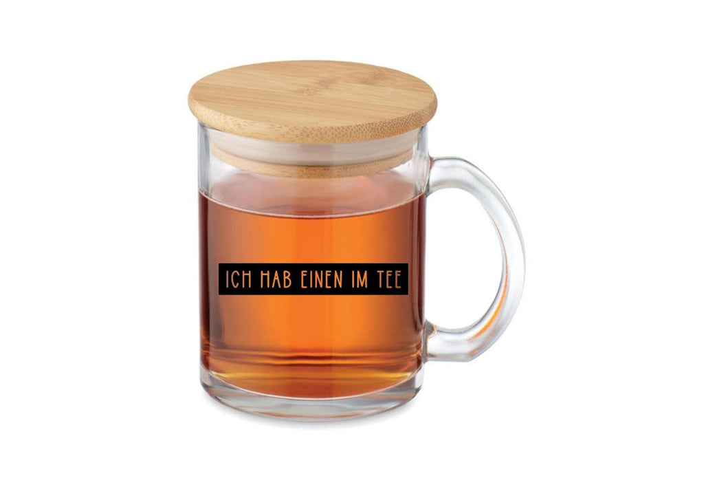 Teeglas, Teetasse mit Bambusdeckel, graviert, personalisiert, mit Namen auf Wunsch, Geschenk für Teetrinker, lustiger Spruch, Art.-Nr. TG04