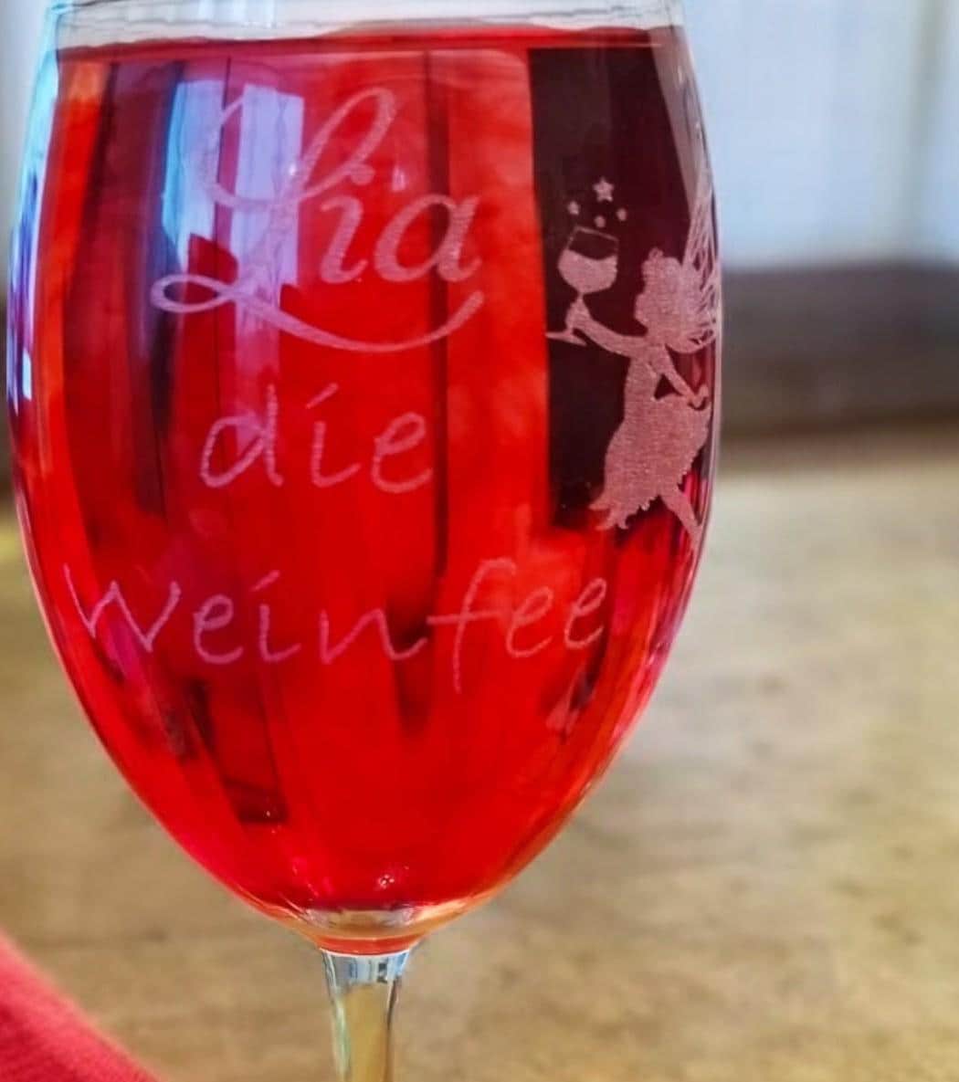 Weinglas "Weinfee" mit Namen personalisiert, graviert, Geschenk für Weintrinker, Art.-Nr. WG1