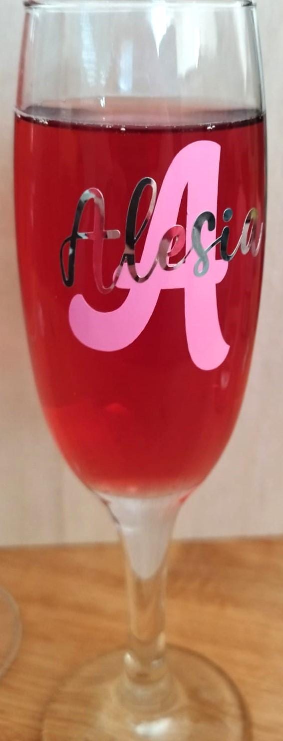 Personalisiertes Sektglas mit Monogramm, für die Hochzeit, Brautjungfern, Junggesellinnenabschied, JGA, Braut, Hochzeitsgeschenk, für Feiern