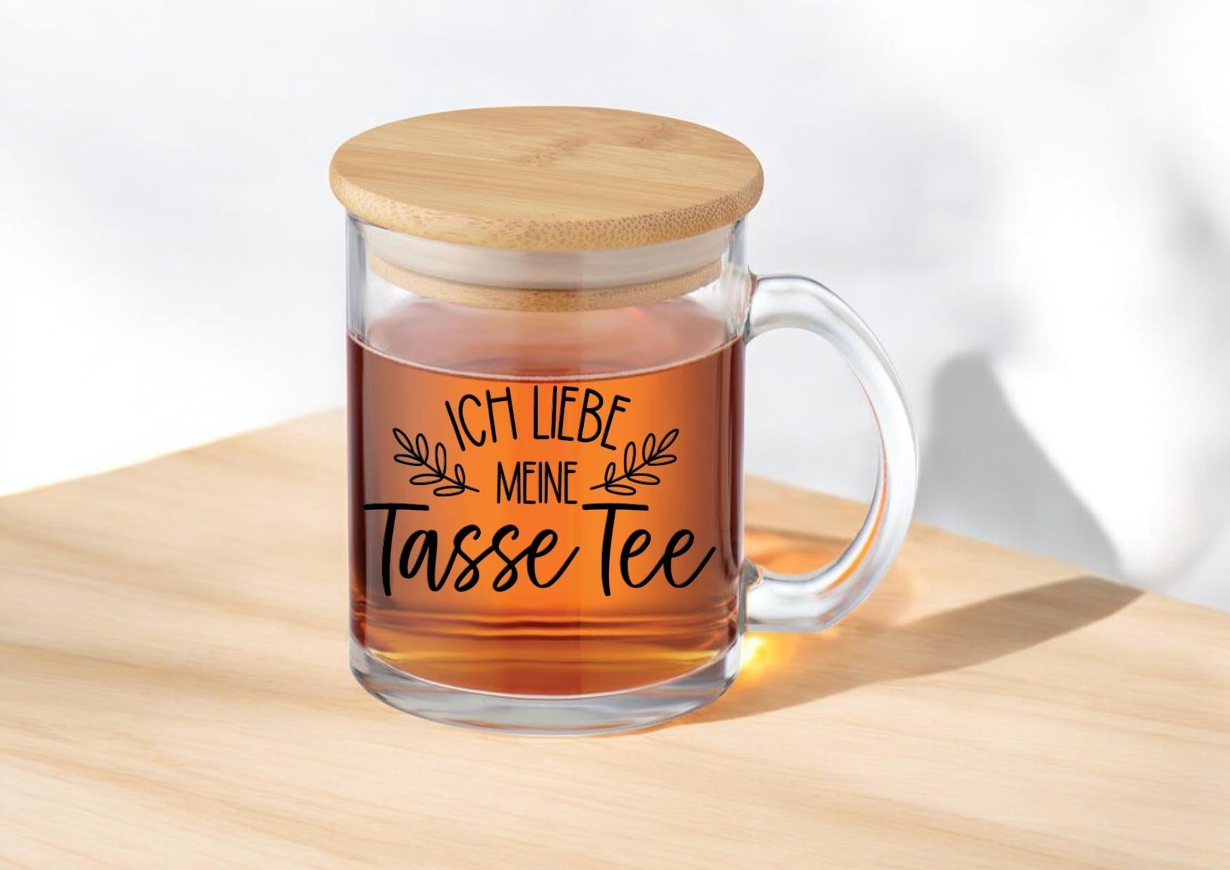 Teeglas, Teetasse mit Bambusdeckel, graviert, personalisiert, mit Namen auf Wunsch, Geschenk für Teetrinker, Art.-Nr. TG03