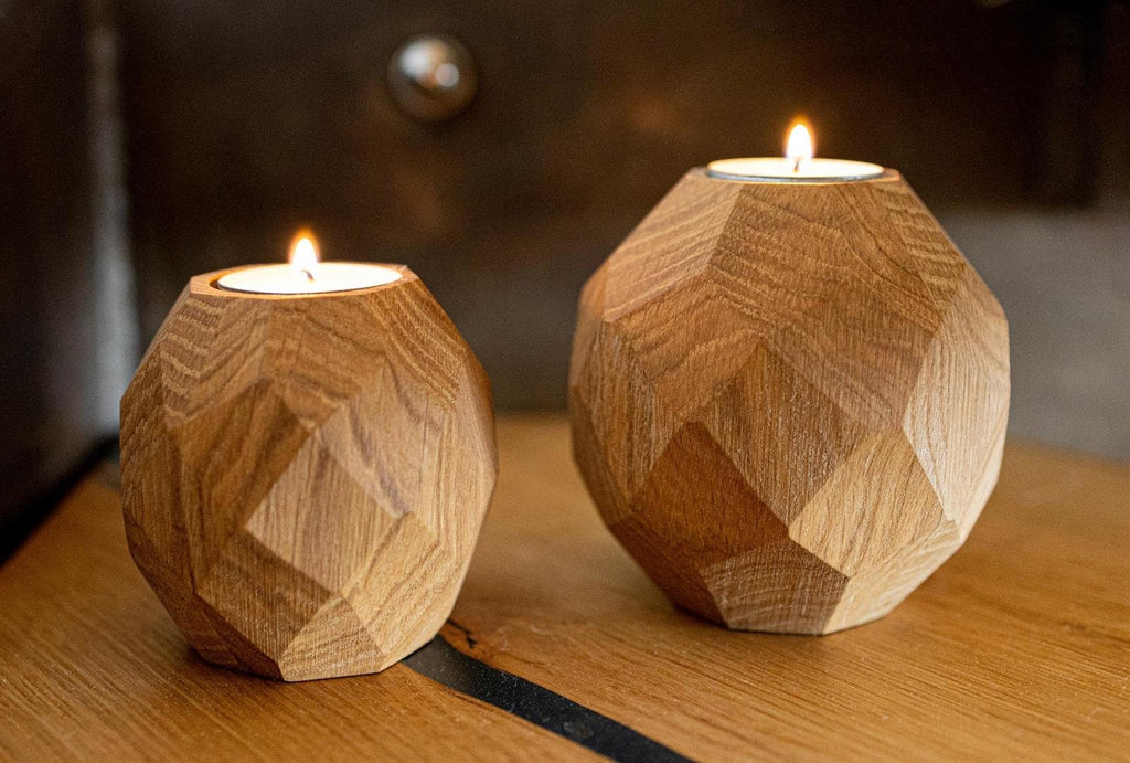 2 Windlichter Holz im Diamantschliff im Set, Eichenholz, massiv, Dekoration, Geschenk Idee, mit Teelichter, Ökologische Tischdeko Holz